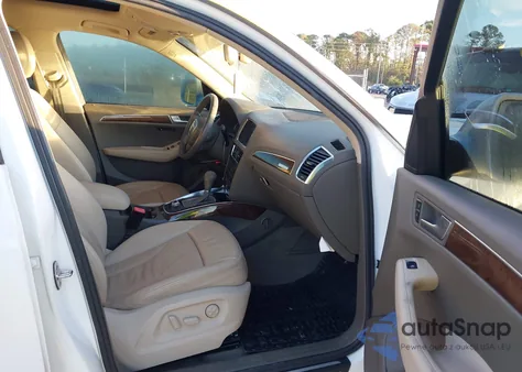 2011 Audi Q5 2.0T Premium from USA, damaged, VIN WA1LFAFP3BA055779